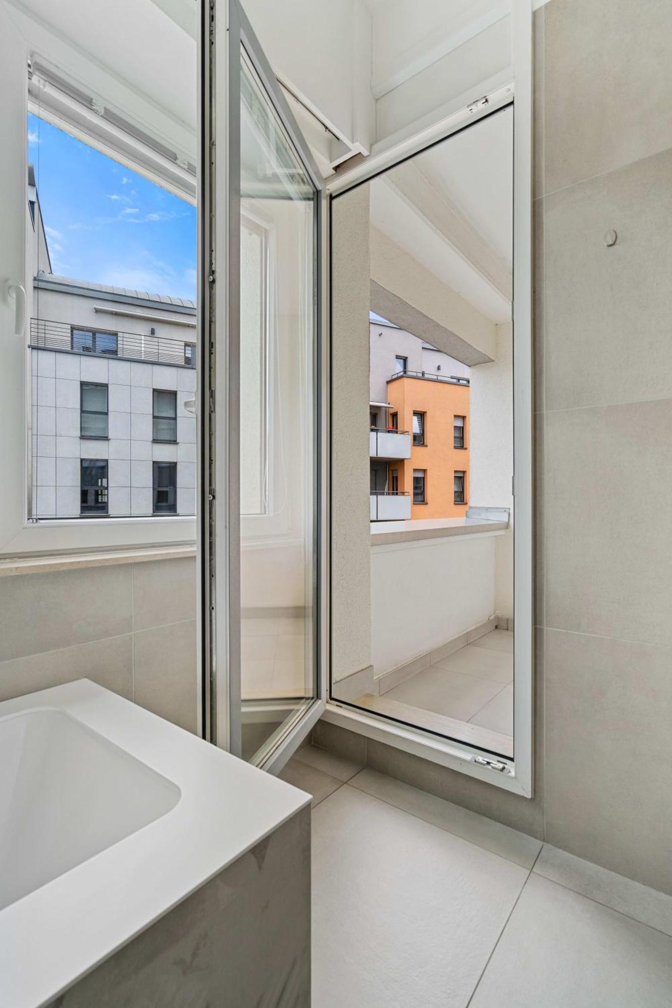 Central Lux 2Br Apt With City Views & Balcony Luxembourg Eksteriør bilde